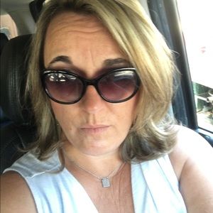 Meet your Posher, Melanie